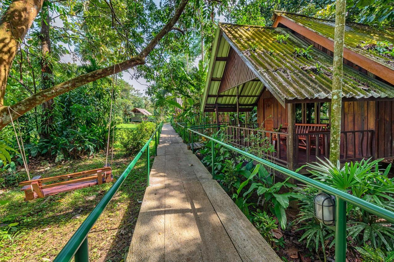 Khao Sok Riverside Cottages Khao Sok National Park Esterno foto